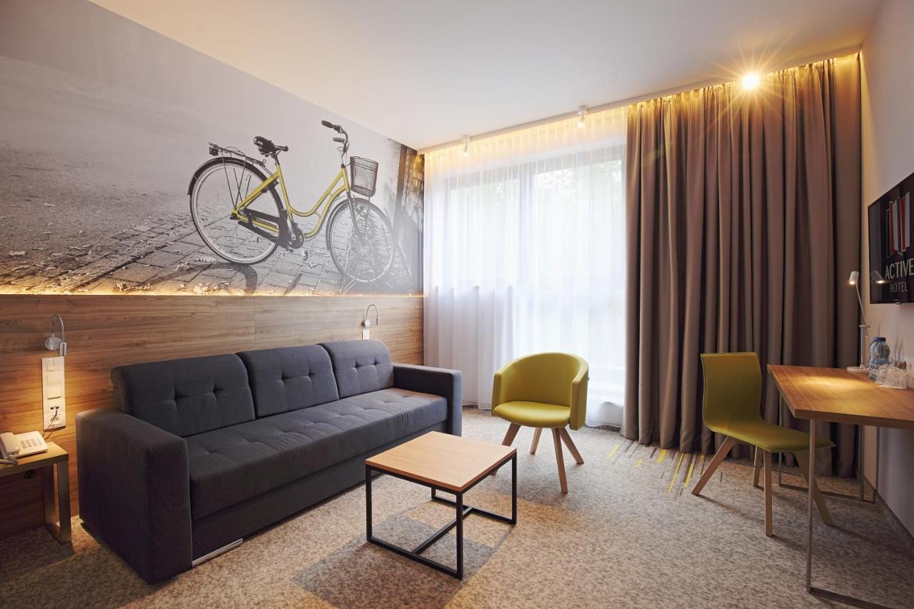 ורוצלב Active Hotel מראה חיצוני תמונה
