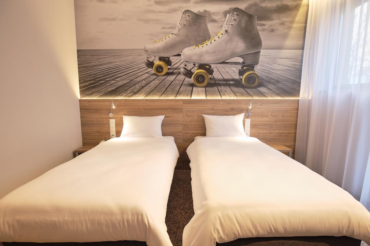 ורוצלב Active Hotel מראה חיצוני תמונה