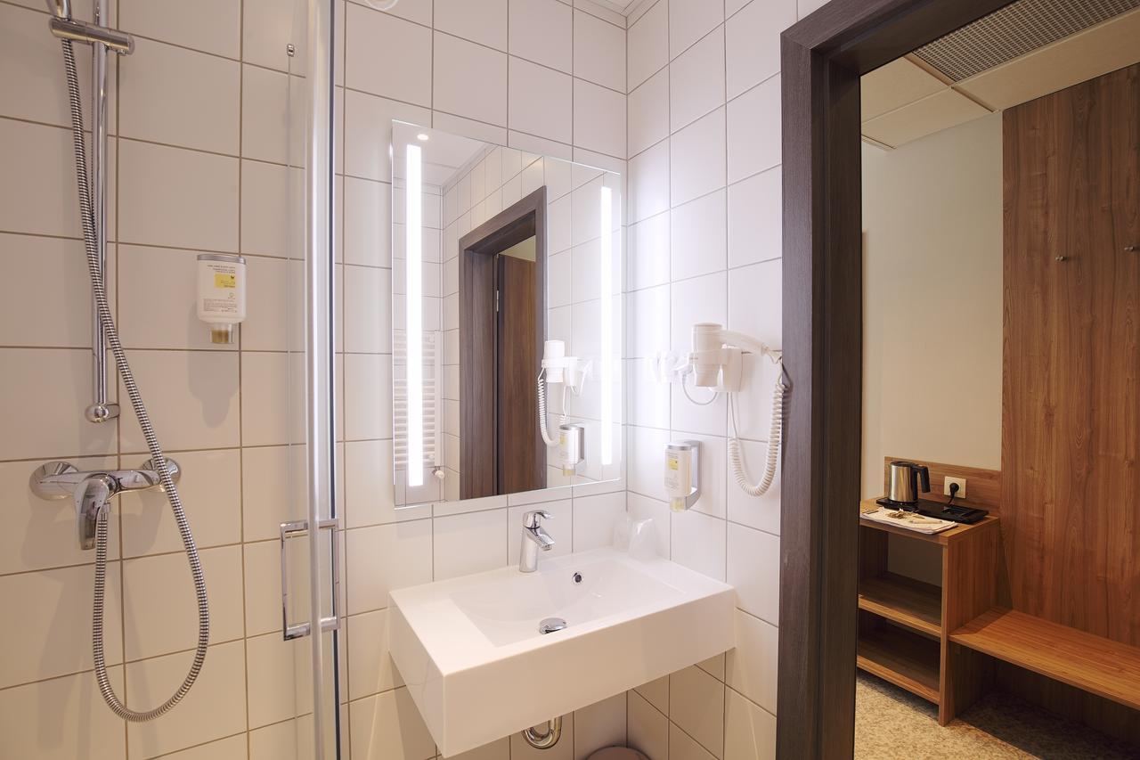 ורוצלב Active Hotel מראה חיצוני תמונה